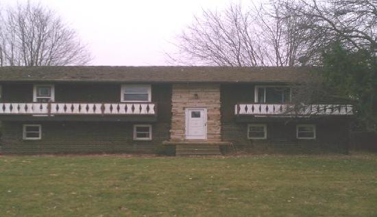 6727 Amsel Ave Ne, Canton, OH 44721 