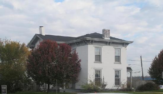 244 E State St, Trenton, OH 45067 