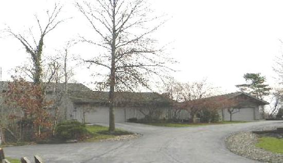 703-35 Creekside Dr, Aurora, OH 44202 