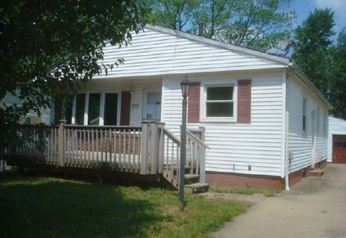 577 Highland Ave, Barberton, OH 44203 