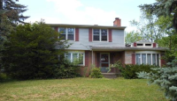 2312 NORTH RD SE, Warren, OH 44484 