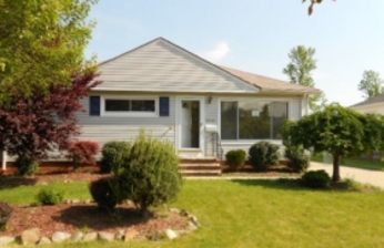 13646 Middlebrook Blvd, Brook Park, OH 44142 