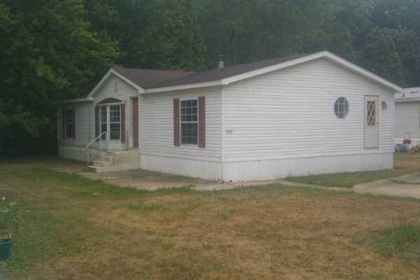 3292 Birchview Dr, Ravenna, OH 44266 