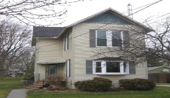 17 Prospect St, Monroeville, OH 44847 