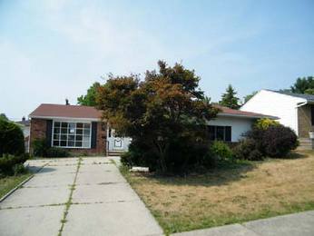 8561 Doll Drive, Garfield Heights, OH 44125 