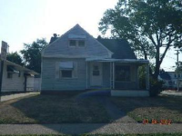 5081 Arch St, Maple Heights, OH 44137 