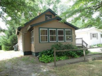 614 Sill Ave, Cuyahoga Falls, OH 44221 