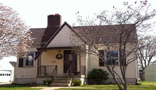 34 Elmwood Ave, Troy, OH 45373 