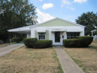 447 Shoshone Dr, Lancaster, OH 43130 