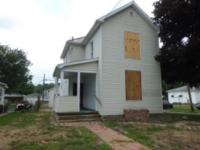 425 Schaum Ave, Zanesville, OH 43701 