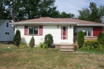 1516 Harding Dr, Wickliffe, OH 44092 