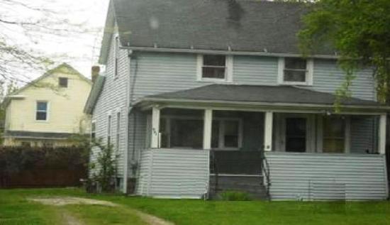 924 Kling St, Akron, OH 44311 