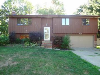 1677 Scarborough Dr, Brunswick, OH 44212 