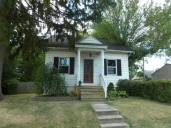 1951 Emerson Ave, Cincinnati, OH 45239 