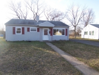 461 Kirkwood Dr, Fairborn, OH 45324 
