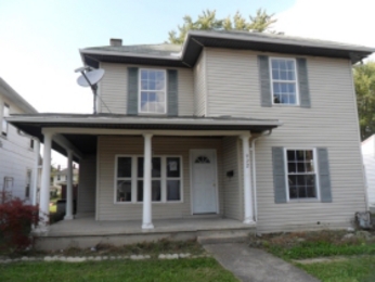 922 Broadway St, Washington Court House, OH 43160 