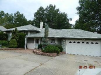25893 Euclid Chagrin Pkwy, Cleveland, OH 44143 
