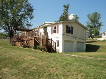 754 3rd Street, Philo, OH 43771 