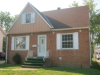19410 Raymond St, Maple Heights, OH 44137 