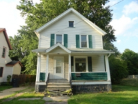 934 Hunter St NW, Warren, OH 44483 