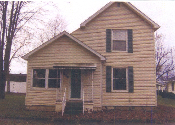 216 N. BAYER STREE, HOLGATE, OH 43527 