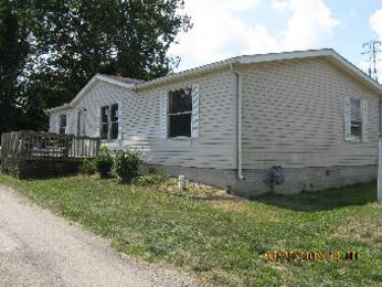1155 Charles St, Logan, OH 43138 
