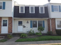 7498 Essex Dr, Mentor, OH 44060 