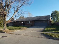 1010 Angiers Dr, Dayton, OH 45417 