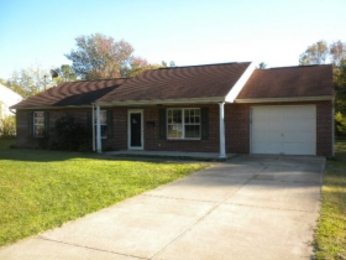513 W Osborne St, Bethel, OH 45106 