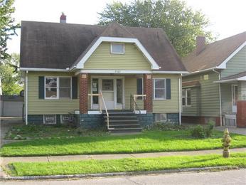 7707 Theota Ave, Parma, OH 44129 
