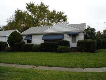 15613 Steinway Blvd, Maple Heights, OH 44137 