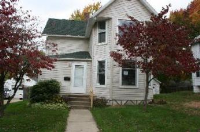 209 E Cassell Ave, Barberton, OH 44203 