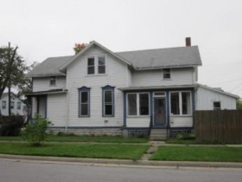1203 W Monroe St, Sandusky, OH 44870 