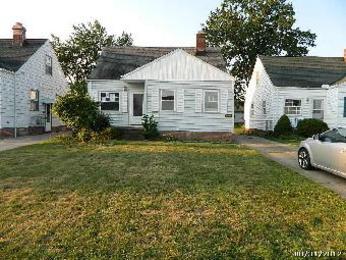 1307 Clearview Avenue, Parma, OH 44134 