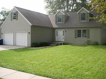 949 N Prospect Street, Bowling Green, OH 43402 