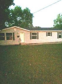 19 Summit St, Shelby, OH 44875 