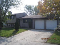2575 Niantic Dr, Columbus, OH 43224 