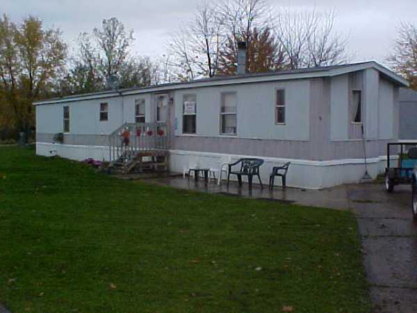 9781 Hemlock, Garrettsville, OH 44231 