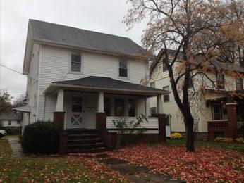 1892 E 34th St, Lorain, OH 44055 