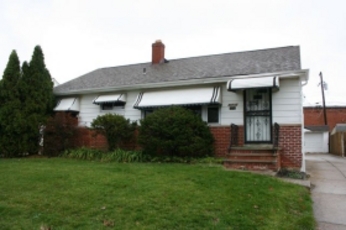 20745 Bowling Green, Maple Heights, OH 44137 