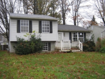 655 Ellen Ct, Ravenna, OH 44266 