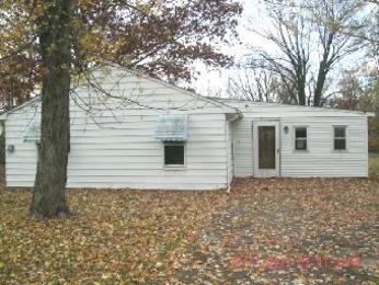 4758 Frederick Dr, Vermilion, OH 44089 