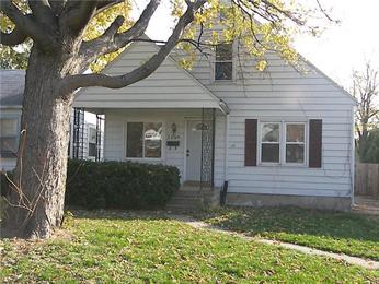 2804 Arden Ave, Dayton, OH 45420 