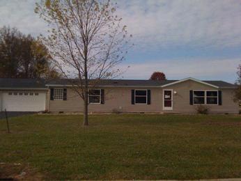 4136 W Fork Ridge Dr, Batavia, OH 45103 