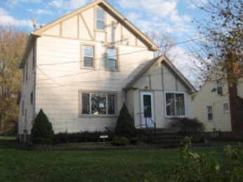 1123 Gordon Rd, Lyndhurst, OH 44124 