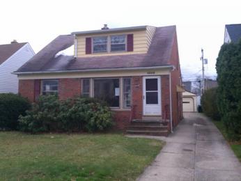 4226 Stonehaven Rd, South Euclid, OH 44121 