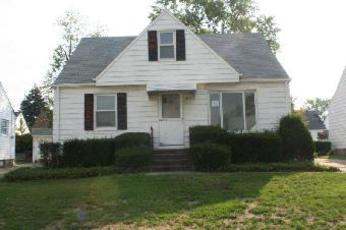 5319 Elmwood Ave, Maple Heights, OH 44137 