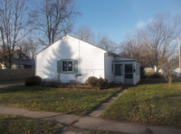15 N Maple St, New London, OH 44851 