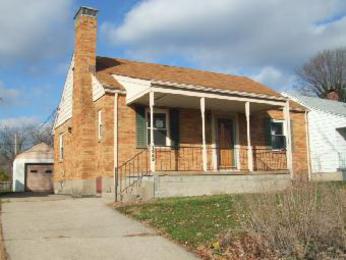 1742 S Derexa Dr, Hamilton, OH 45011 