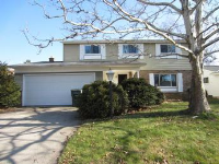 5380 Ivywood Ln, Columbus, OH 43229 